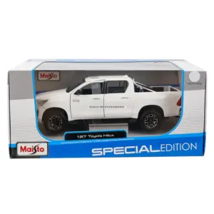 Maisto 1:27 New style Toyota Hilux simulation alloy car model crafts decoration collection toy tools gift 11 Sd2b0a4e389b54e70b922cc5ce8398166V