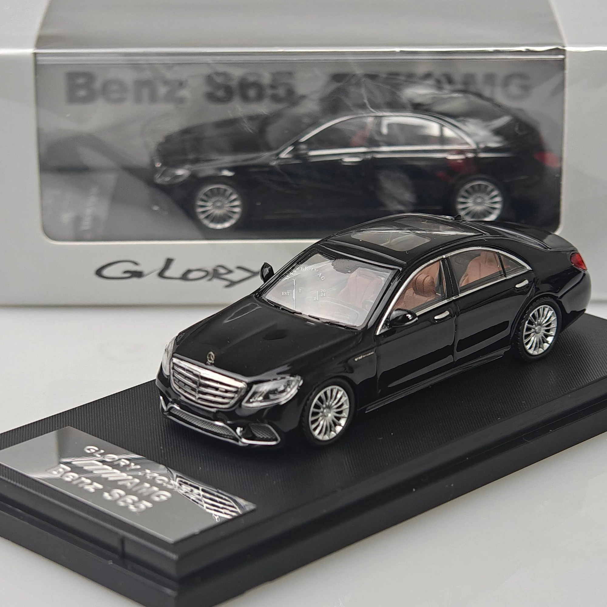Glory Model S65 W222 1:64 Scale Diecast Car 7 Glory Model S65 W222 1:64 Scale Diecast Car - Image 7