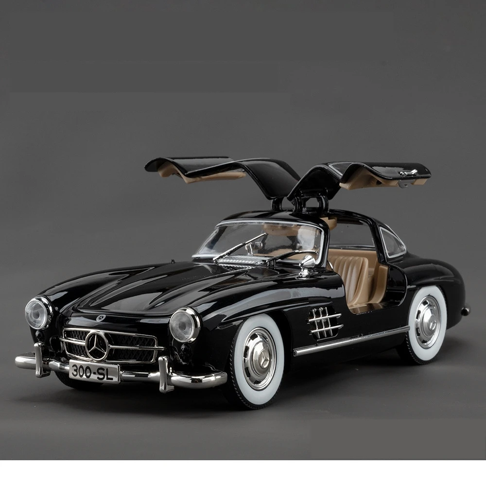 Mercedes-Benz 300SL Diecast Model 1:24 Scale Red 7 Mercedes-Benz 300SL Diecast Model 1:24 Scale Red - Image 7