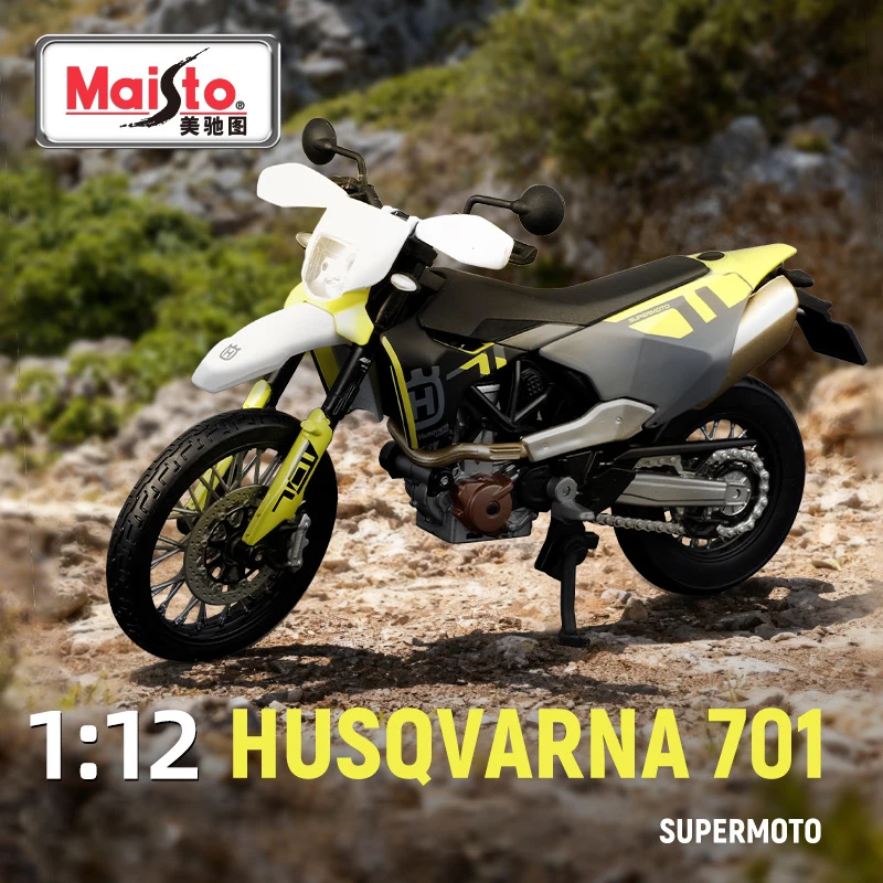 Husqvarna 701 Motorcycle 1:12 Die-Cast Model 3 Husqvarna 701 Motorcycle 1:12 Die-Cast Model - Image 3