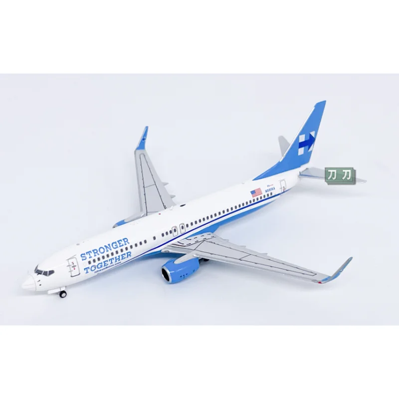 NG 1/400 Scale Xtra Airlines B737-800 Model 4 NG 1/400 Scale Xtra Airlines B737-800 Model - Image 4