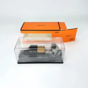 1:64 GCD Defender 6x6 Model for Collectors 6 Sd7f4279b04cd45e090ef9f672a8ed79dX