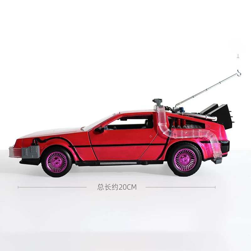 Pink DeLorean DMC-12 1:24 Scale Diecast Model 4 Pink DeLorean DMC-12 1:24 Scale Diecast Model - Image 4