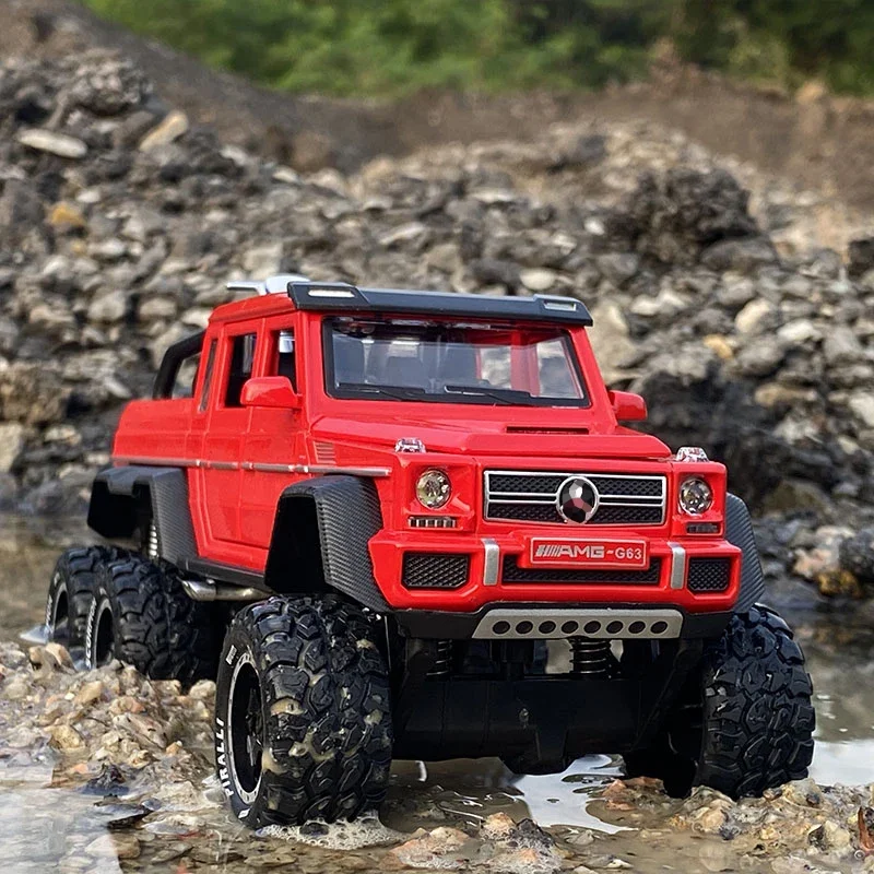 G63 6X6 AMG Diecast Model 1:28 Scale 8 G63 6X6 AMG Diecast Model 1:28 Scale - Image 8