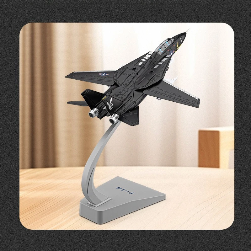 1:72 Scale F-14 Tomcat Fighter Jet Model 2 1:72 Scale F-14 Tomcat Fighter Jet Model - Image 2