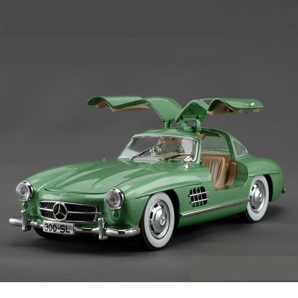 Mercedes-Benz 300SL Diecast Model 1:24 Scale Red 8 Mercedes-Benz 300SL Diecast Model 1:24 Scale Red - Image 8