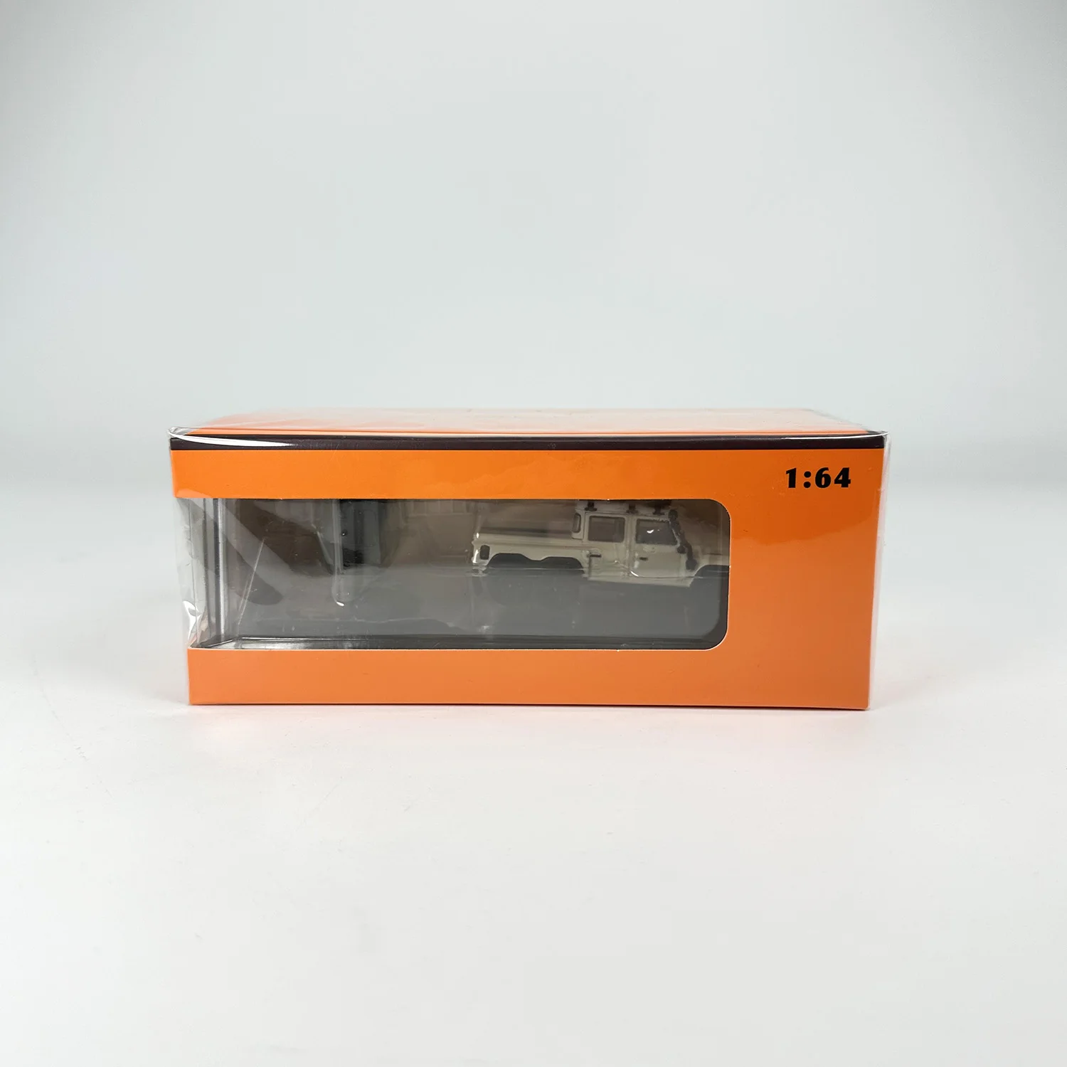 1:64 GCD Defender 6x6 Model for Collectors 4 1:64 GCD Defender 6x6 Model for Collectors - Image 4