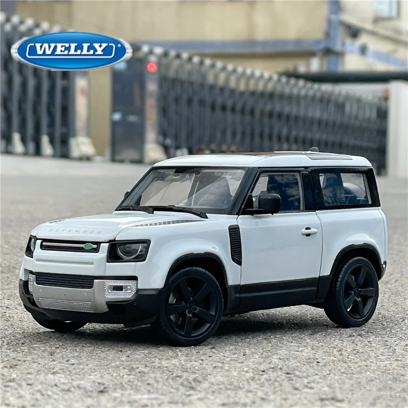 Land Rover Defender 90 Diecast Model 1:26 1 Land Rover Defender 90 Diecast Model 1:26