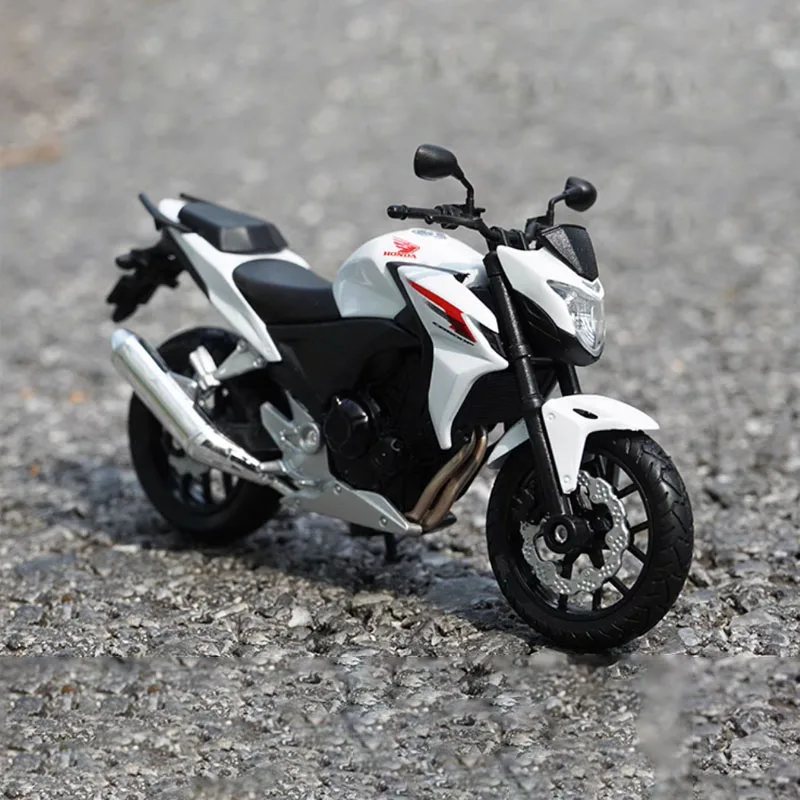 WELLY 1:18 Scale CB500F 2018 & NC750S Diecast Models 4 WELLY 1:18 Scale CB500F 2018 & NC750S Diecast Models - Image 4