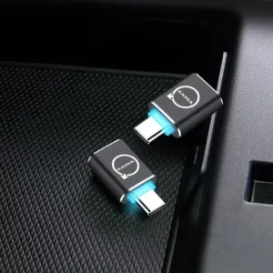 Vehicle USB-C to USB 3.0 Adapter for Cars 13 Se6d3ef6e0e0e4579ad26cf4cd5f867a9U