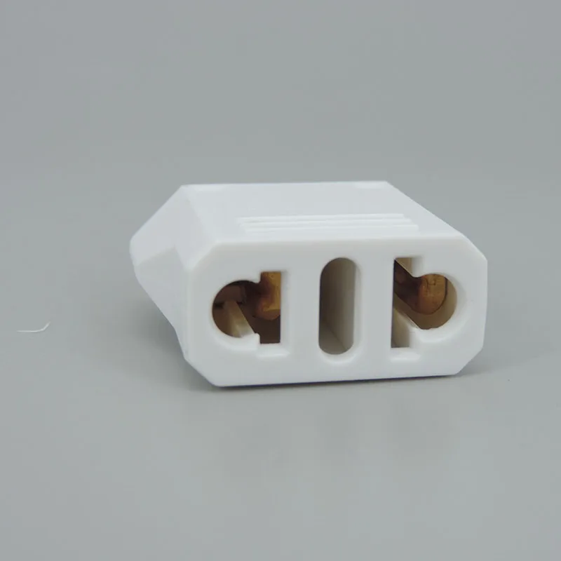 US to EU Travel Power Adapter 750W 4 US to EU Travel Power Adapter 750W - Image 4