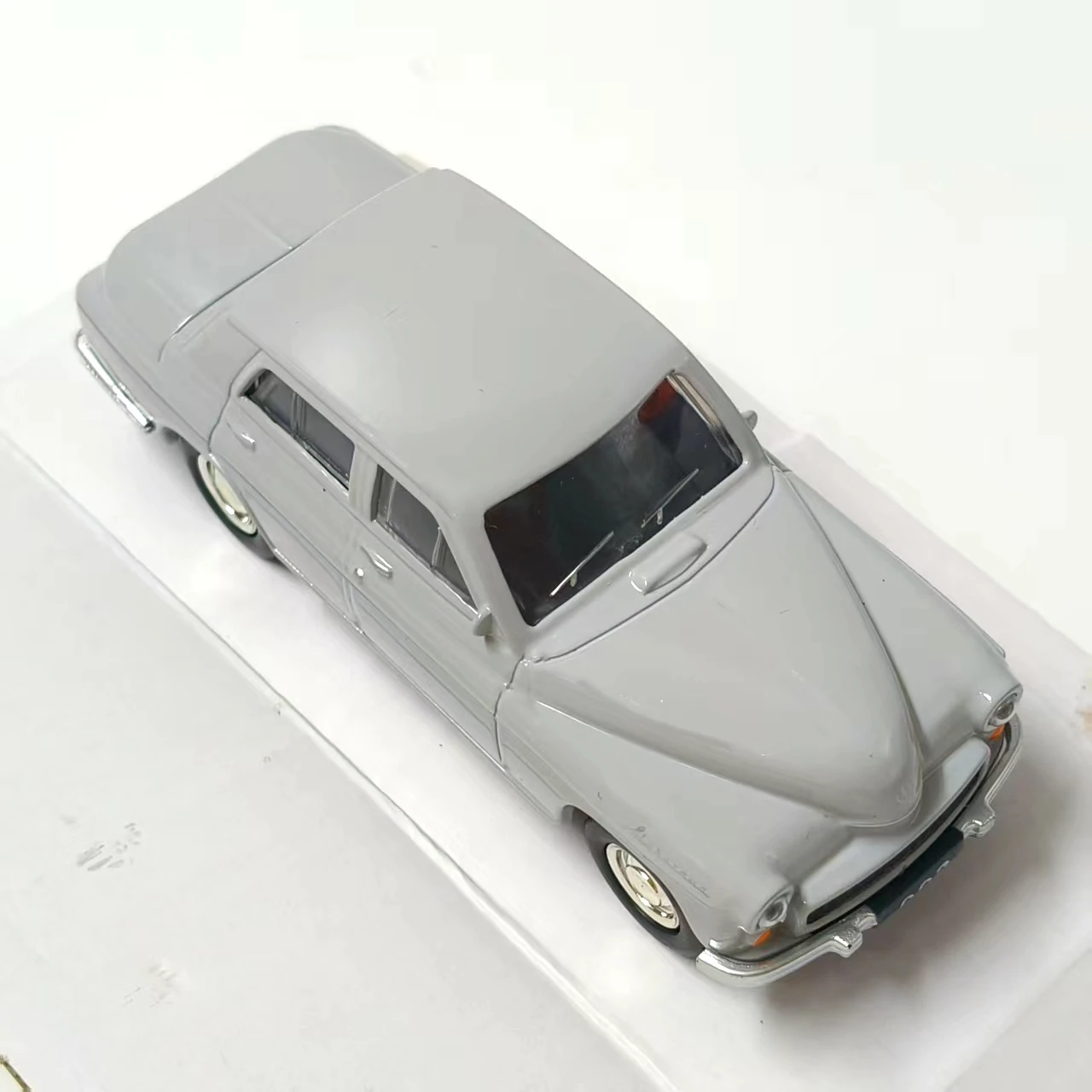 Vintage 1964 Warsaw Car Model in 1:43 Scale 5 Vintage 1964 Warsaw Car Model in 1:43 Scale - Image 5