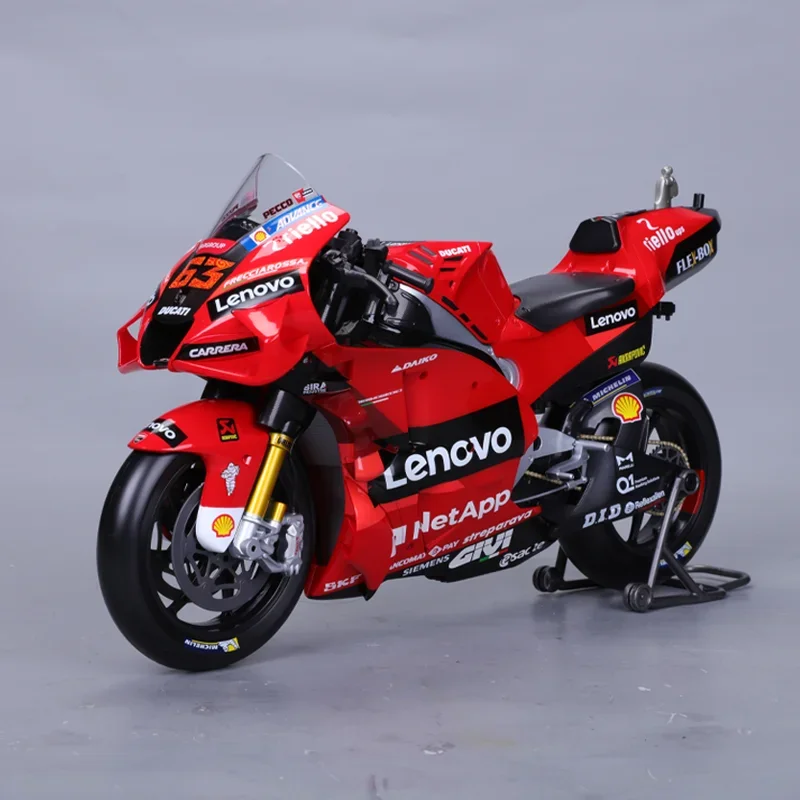 Ducati Desmosedici GP22 1:6 Scale Model 2 Ducati Desmosedici GP22 1:6 Scale Model - Image 2