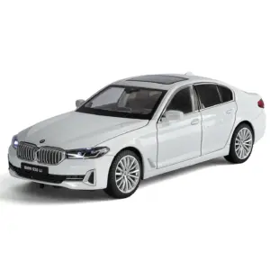 BMW 530LI 5 Series 1:24 Diecast Model with Lights 15 Seda9c12600f34246b69b4e68c969ab9az