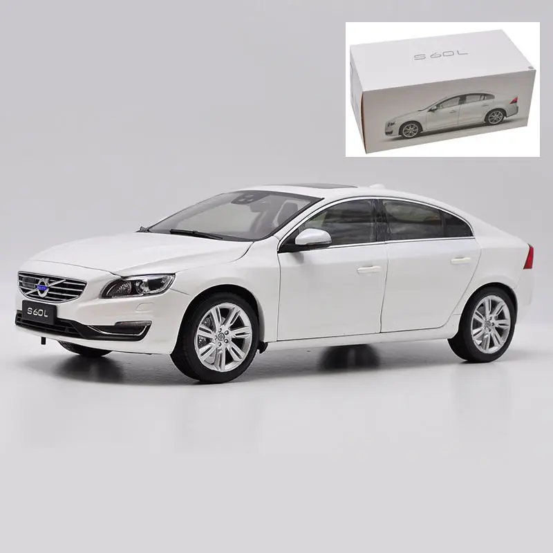 White Volvo S60L 1:18 Scale Diecast Model 9 White Volvo S60L 1:18 Scale Diecast Model - Image 9