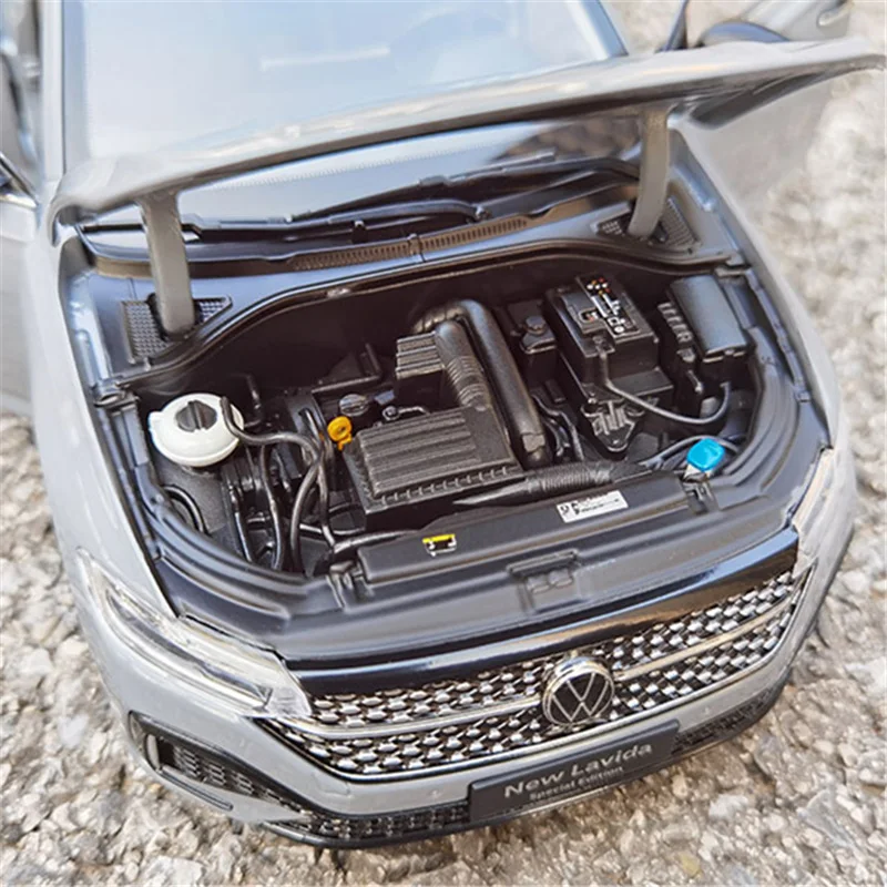 1:18 Scale VW Lavida Plus Diecast Model 5 1:18 Scale VW Lavida Plus Diecast Model - Image 5