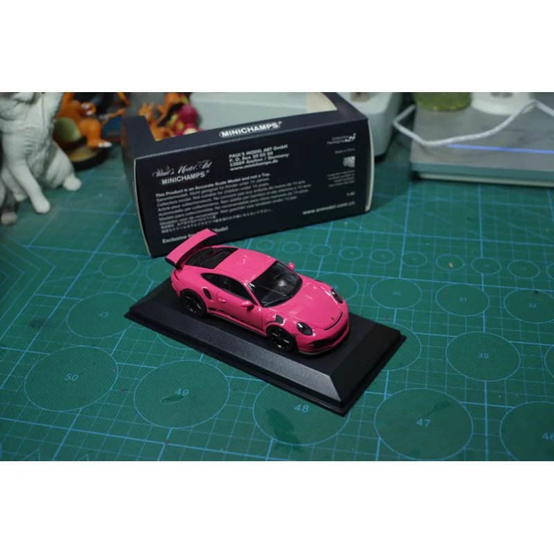 Pink Porsche 911 GT3 RS 1/43 Scale Model 3 Pink Porsche 911 GT3 RS 1/43 Scale Model - Image 3