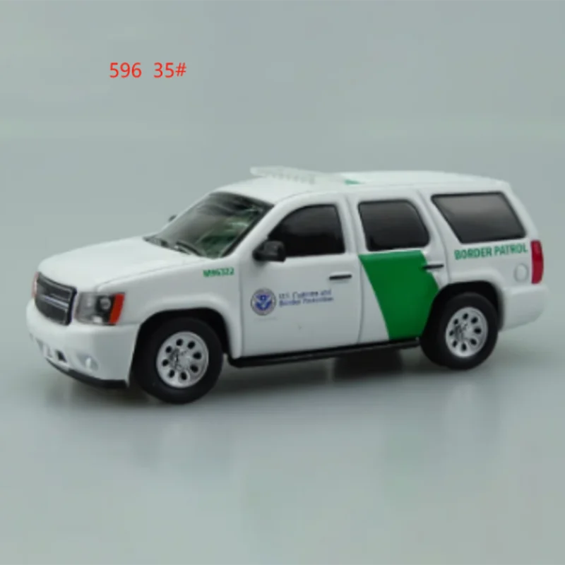 1:64 Scale Alloy AMR Ambulance Model 8 1:64 Scale Alloy AMR Ambulance Model - Image 8