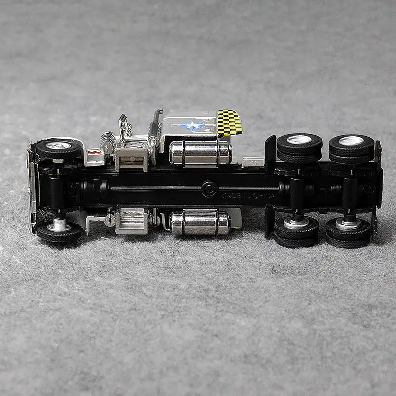 Silver Peterbilt Racing Truck Model - 1:64 Scale 4 Silver Peterbilt Racing Truck Model - 1:64 Scale - Image 4