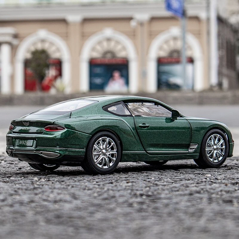 1:24 Scale Bentley Continental Diecast Model 3 1:24 Scale Bentley Continental Diecast Model - Image 3