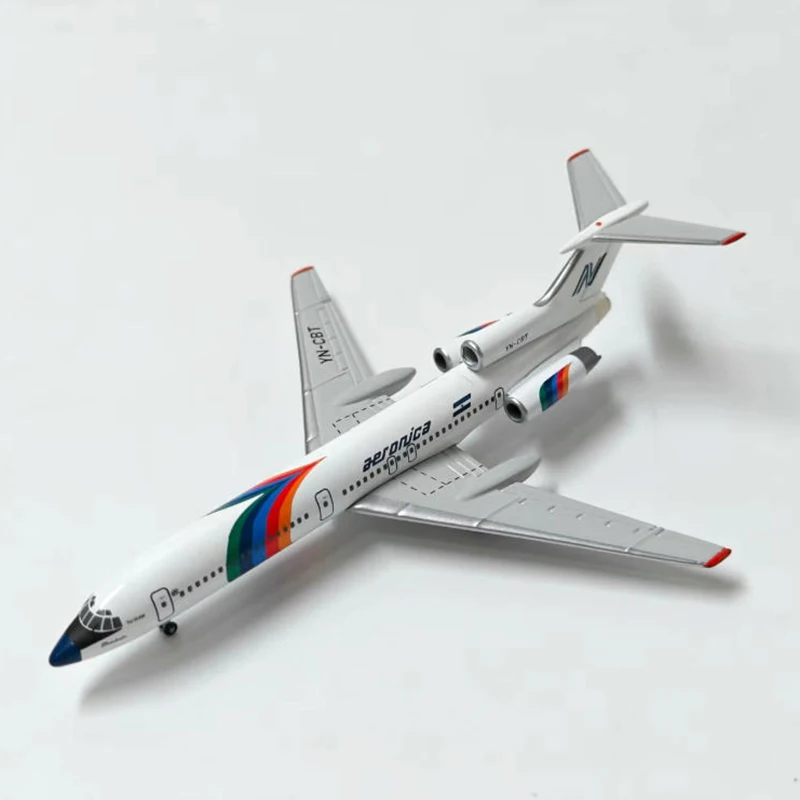 Tu-154M Diecast Model Airplane 1:500 Scale 4 Tu-154M Diecast Model Airplane 1:500 Scale - Image 4