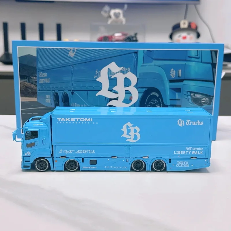 Mitsubishi 1:64 Scale Diecast Container Truck 5 Mitsubishi 1:64 Scale Diecast Container Truck - Image 5