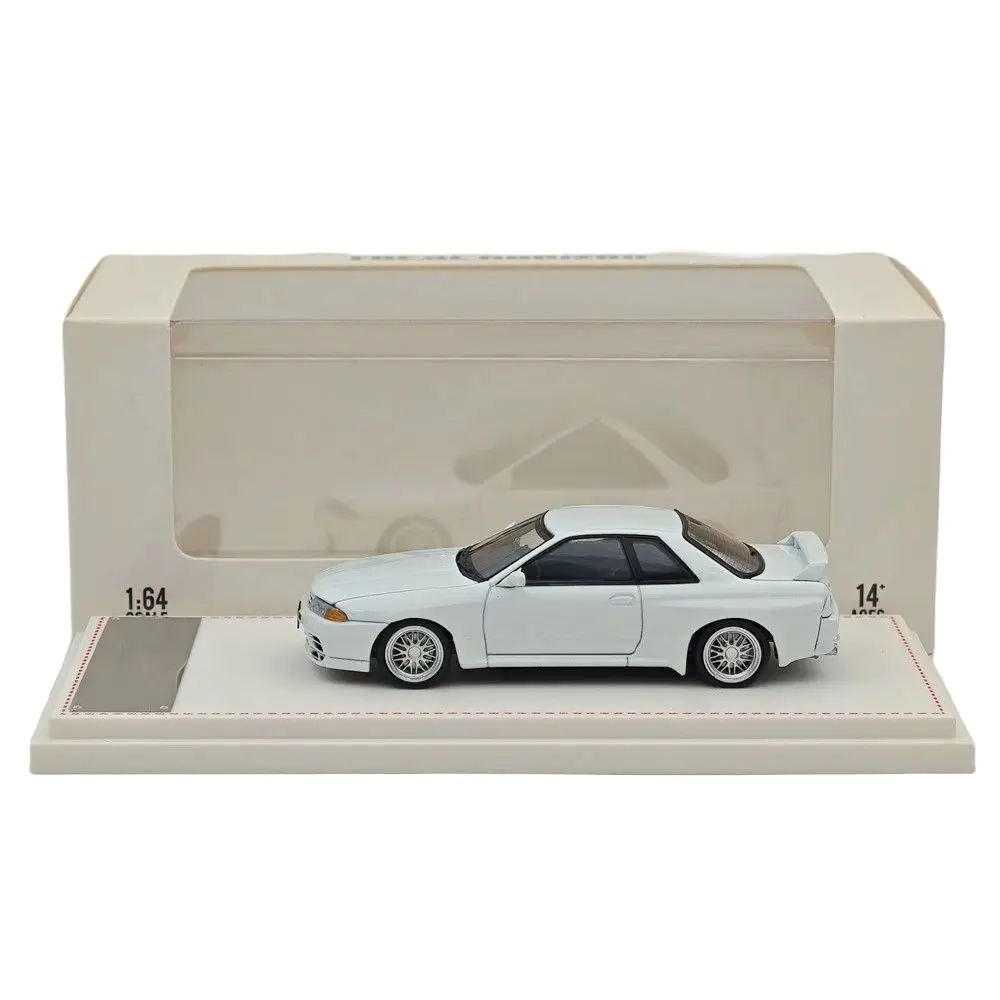 White Nissan Skyline R34 GTR Diecast Model 1:64 Scale 8 White Nissan Skyline R34 GTR Diecast Model 1:64 Scale - Image 8