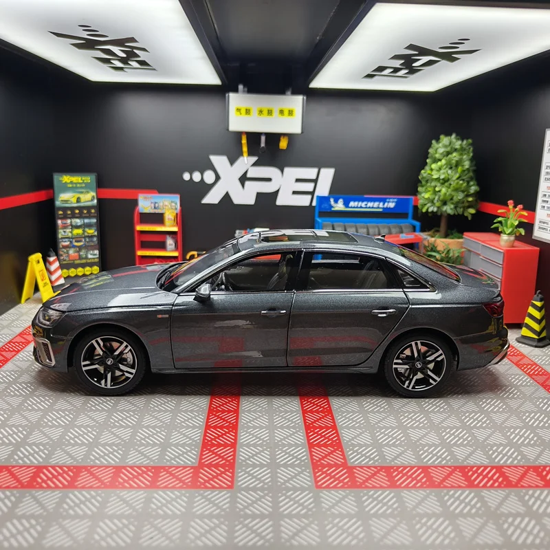 1:18 Audi A4L Diecast Model Car 2 1:18 Audi A4L Diecast Model Car - Image 2