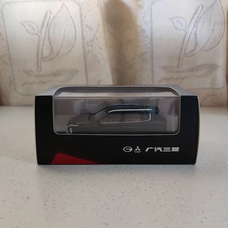 2023 Outlander SUV Diecast Model 1:43 Scale 5 2023 Outlander SUV Diecast Model 1:43 Scale - Image 5