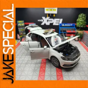 VW Gran Santana SUV 1:18 Diecast Model