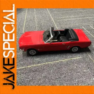 1965/1966 Ford Mustang Convertible 1:18 Diecast Model