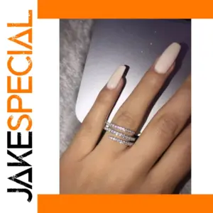 Elegant Women's Cocktail Ring in Silver or Gold