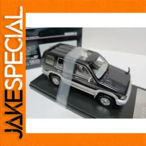 ISUZU 1993 Resin Model Car 1:43 Scale