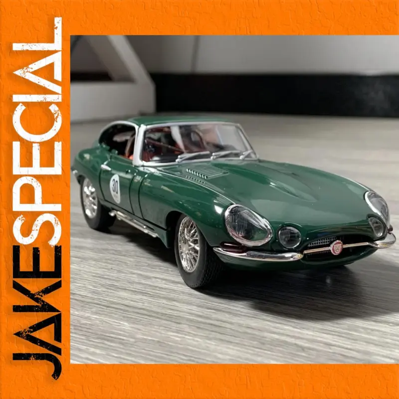 Vintage Elegance: The Green Jaguar E-Type Diecast Model 1:24 Scale 1 1ff01b557b8b4fae9a92db18 product image