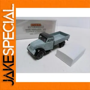 Vintage Garant DRK Delivery Truck Model 1:87 Scale