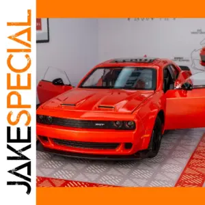 1:24 Scale Challenger Hellcat Diecast Model