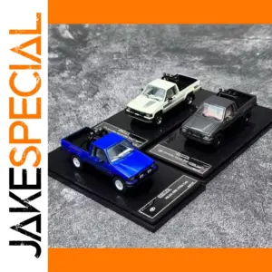 Toyota Hilux SR5 XTRA Pickup 1:64 Diecast Model