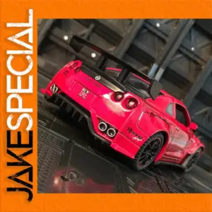 Nissan GTR R35 1:32 Diecast Model in Red