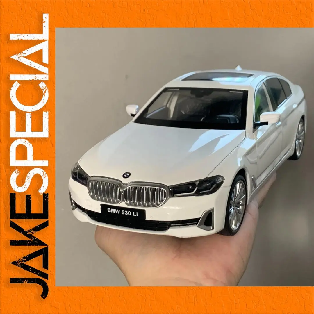BMW 530Li 1:18 Scale Diecast Model 1 BMW 530Li 1:18 Scale Diecast Model