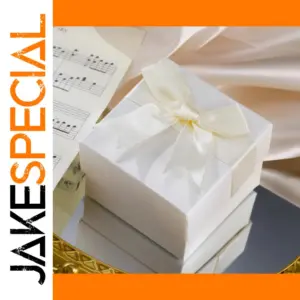 Elegant White Jewelry Gift Box 7x7x3.5cm