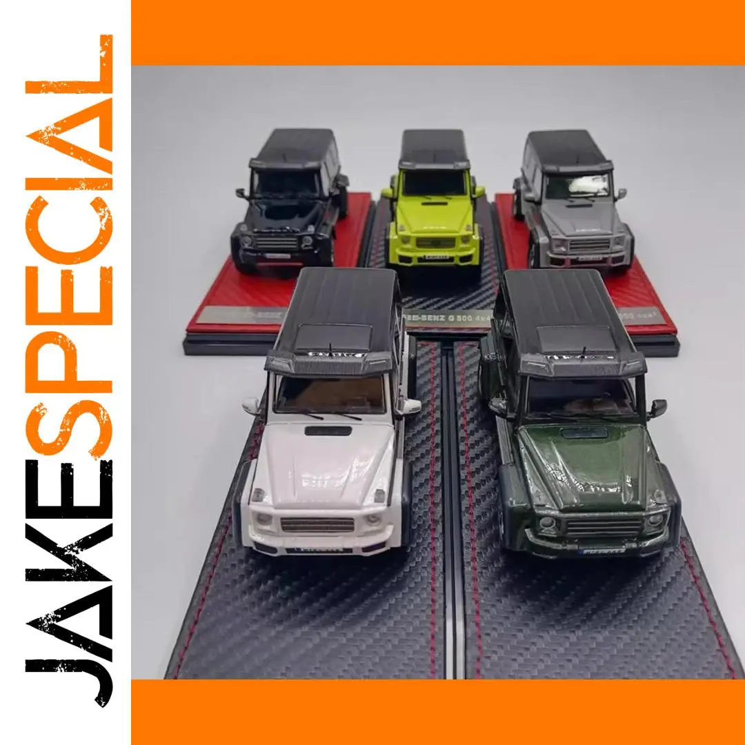 Diecast Alloy Model Car 1:43 Scale with 5 Colors 1 Diecast Alloy Model Car 1:43 Scale with 5 Colors