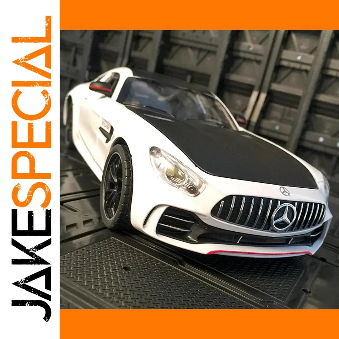 1:24 Scale Mercedes-Benz GTR Alloy Model 1 1:24 Scale Mercedes-Benz GTR Alloy Model
