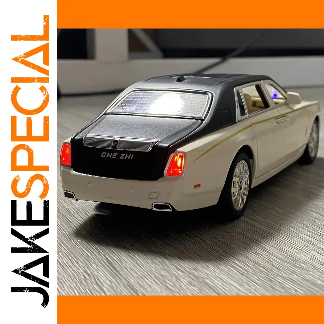 1:24 Scale Diecast Rolls Royce Phantom Model 1 1:24 Scale Diecast Rolls Royce Phantom Model