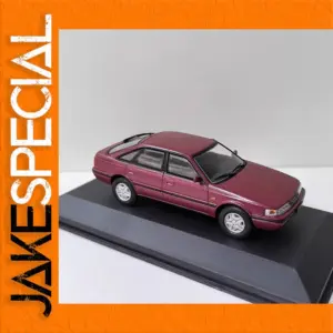 1:43 Alloy Car Model in Maroon