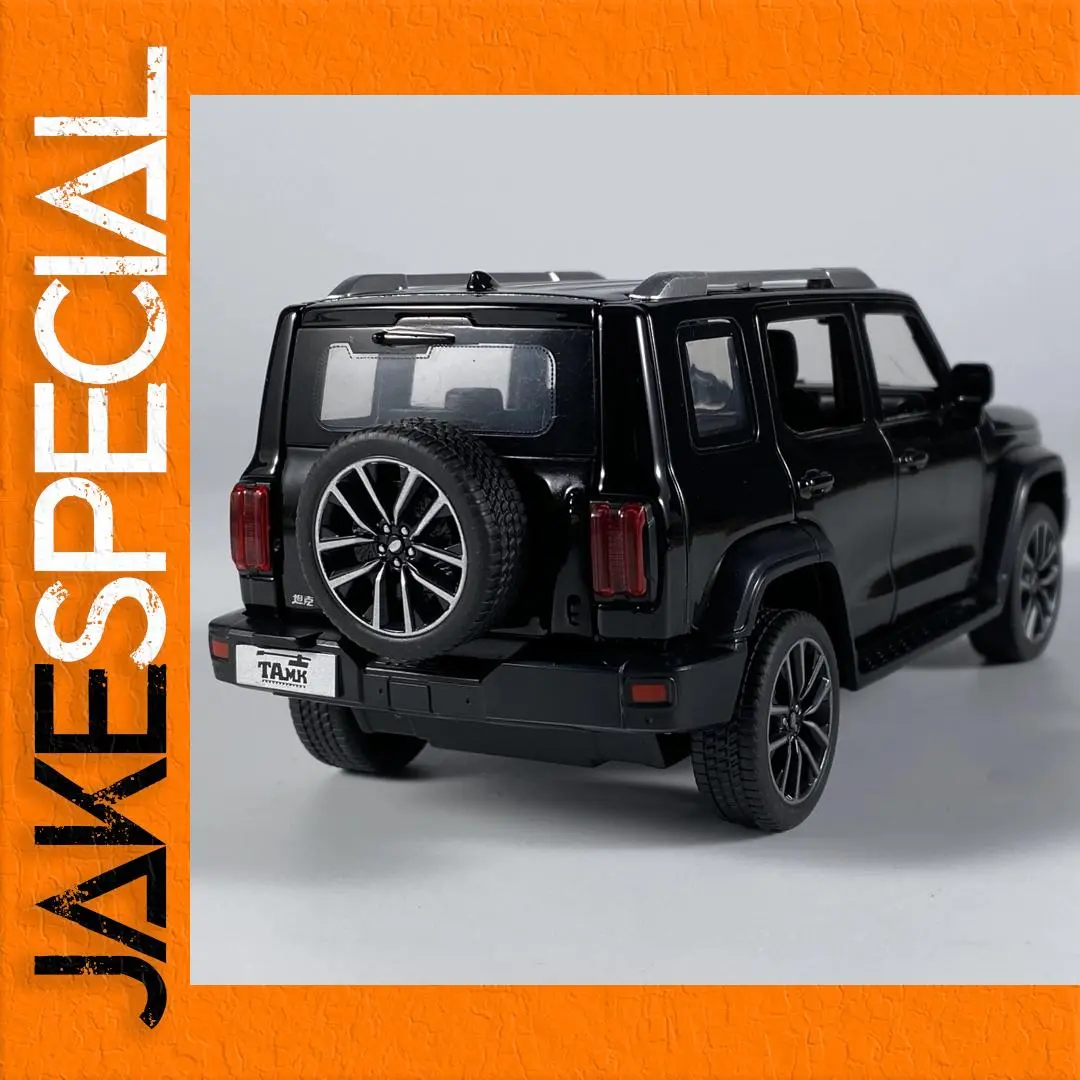 1:32 Scale Off-Road SUV Diecast Model 1 1:32 Scale Off-Road SUV Diecast Model
