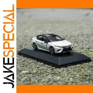 1:43 Toyota Camry Sports Diecast Model
