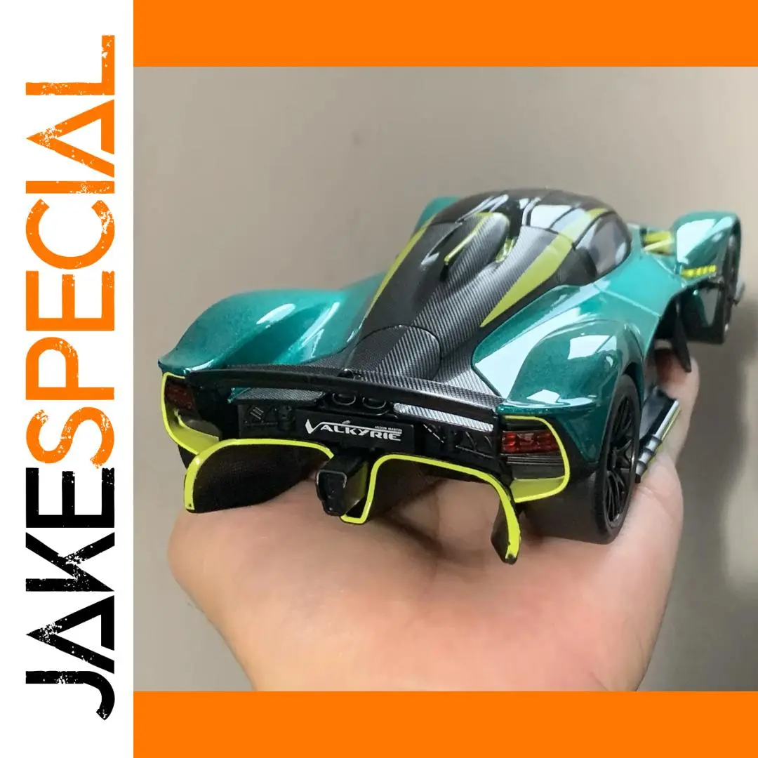 Aston Martin Valkyrie 1:24 Diecast Model Car 1 Aston Martin Valkyrie 1:24 Diecast Model Car