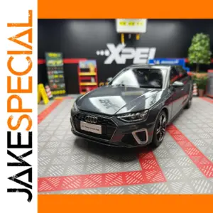 FAW Audi A4L 1:18 Diecast Model Collectible
