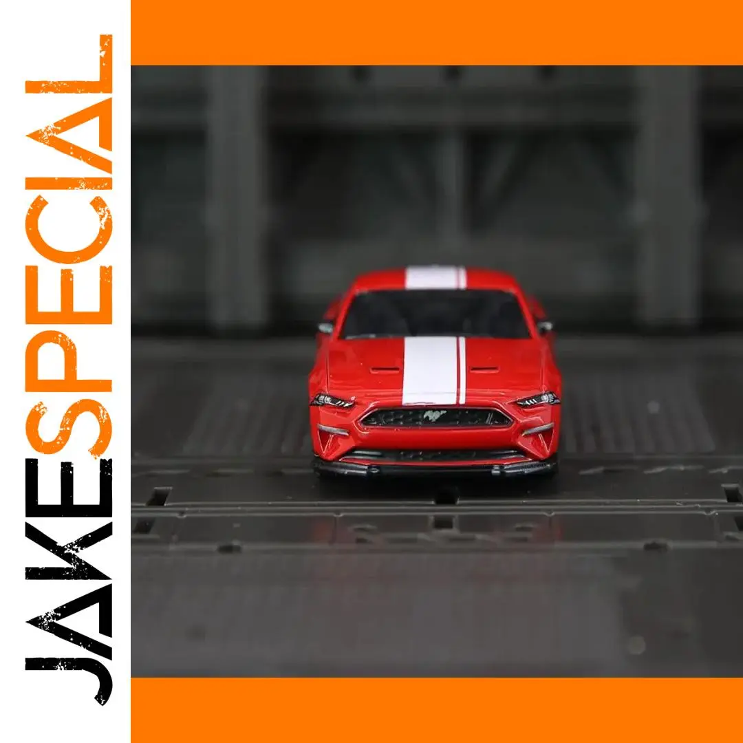 1:64 Ford Mustang 2018 GT Diecast Model 1 1:64 Ford Mustang 2018 GT Diecast Model