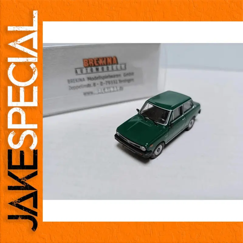 Discover the Charm of the 1975 Sedan Plastic Model by JERREN 1 6fd5f071e1134f4198db852f product image